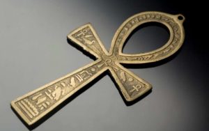 La croix de Ankh quels liens avec la prophétie de Marcus Garvey  - rastafarishop.fr